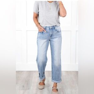 NWT Risen High Rise Light Wash Ankle Barrel Jeans With Cuff